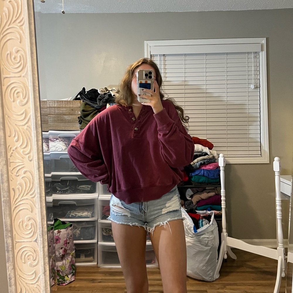 American Eagle Button Oversized Maroon Sweatshirt